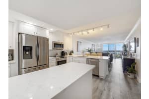 3581 S Ocean Blvd Ph F, South Palm Beach, FL 33480, Sold 02/26/21