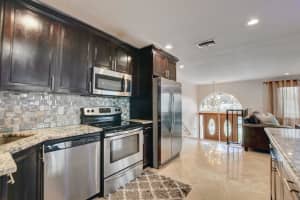 1371 Woodcrest Rd W, West Palm Beach, FL 33417, Sold 04/01/21