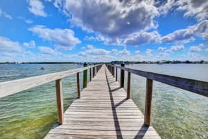 17 Via Lago, Boynton Beach, FL 33435, Sold 11/22/21