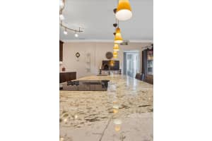 5330 NE 6th Ave C13, Oakland Park, FL 33334, Sold 03/05/21