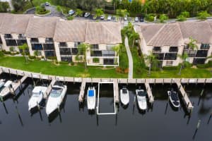 210 Captains Walk, Delray Beach, FL 33483, Sold 03/03/21