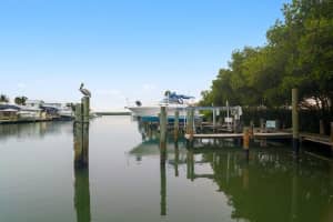 3215 S Lakeview Cir, Fort Pierce, FL 34949, Sold 02/19/21