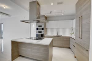 155 E Boca Raton Rd, Boca Raton, FL 33432, Sold 09/21/21