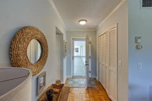 MLS# R10684229, Vero Beach, Florida 32963