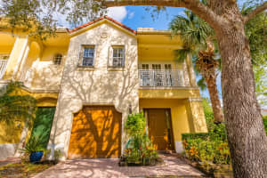 MLS# R10684358, Royal Palm Beach, Florida 33411