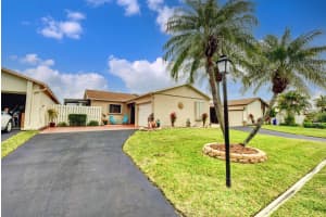 5513 Mirror Lakes Blvd, Boynton Beach, FL 33472, Sold 03/18/21