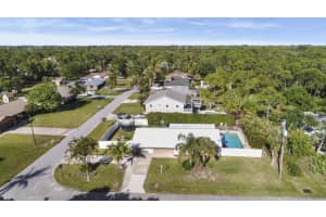 8209 SE Sweet Bay Ave, Hobe Sound, FL 33455, Sold 03/18/21