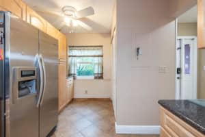 19 N Valencia Dr, Davie, FL 33324, Sold 03/25/21