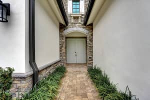 8475 Grand Prix Ln, Boynton Beach, FL 33472, Sold 04/20/21