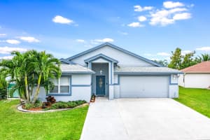 1215 Baycourt Isle, Greenacres, FL 33413, Sold 03/08/21