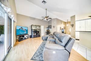 1215 Baycourt Isle, Greenacres, FL 33413, Sold 03/08/21