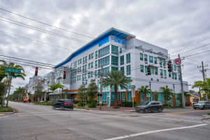 236 SE 5th Ave, Delray Beach, FL 33484, Sold 11/08/21