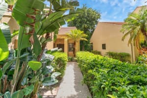 720 St Albans Dr, Boca Raton, FL 33486, Sold 02/18/21