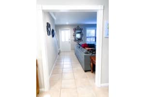 1083 Raintree Dr, Palm Beach Gardens, FL 33410, Sold 02/19/21