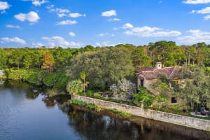 302 Villa Dr, Jupiter, FL 33477, Sold 05/07/21