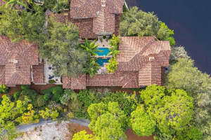 302 Villa Dr, Jupiter, FL 33477, Sold 05/07/21