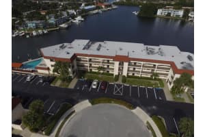 313 Lake Cir, North Palm Beach, FL 33408, Sold 05/14/21