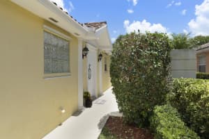 12115 SW Elsinore Dr, Port St. Lucie, FL 34987, Sold 03/01/21