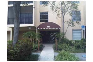 490 NW 20th St, Boca Raton, FL 33431, Sold 04/02/21