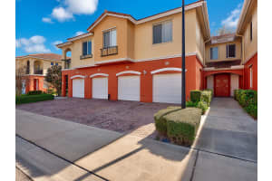 42 SE Sedona Cir, Stuart, FL 34994, Sold 03/12/21