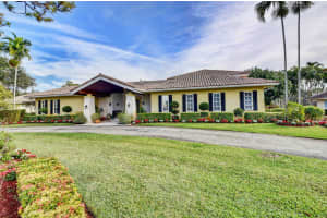 4910 S Lake Dr, Boynton Beach, FL 33436, Sold 06/04/21
