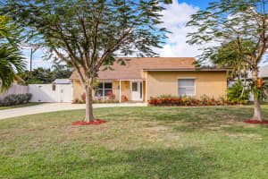 6461 SE Clairmont Pl, Hobe Sound, FL 33455, Sold 02/25/21