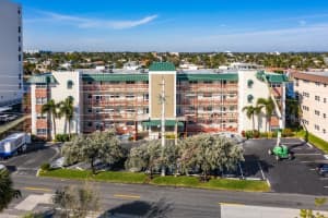 711 N Riverside Dr, Pompano Beach, FL 33062, Sold 03/05/21