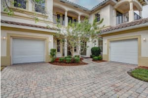 428 Cresta Cir, West Palm Beach, FL 33413, Sold 05/21/21