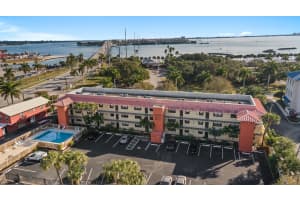701 N Indian River Dr, Fort Pierce, FL 34950, Sold 02/19/21