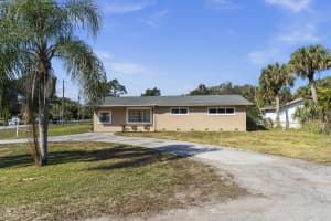 4400 Evergreen Ave, Fort Pierce, FL 34947, Sold 04/09/21