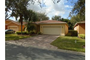 911 Fieldstone Way, West Palm Beach, FL 33413, Sold 04/07/21
