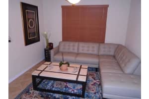 911 Fieldstone Way, West Palm Beach, FL 33413, Sold 04/07/21