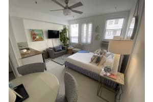 235 Sunrise Ave, Palm Beach, FL 33480, Sold 03/12/21