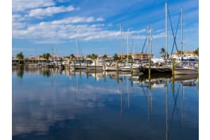 5220 W Harbor Village Dr, Vero Beach, FL 32967, Sold 05/14/21