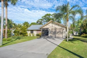 8751 SE Duncan St, Hobe Sound, FL 33455, Sold 02/05/21