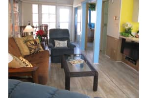 252 Nettles Blvd, Jensen Beach, FL 34957, Sold 03/03/21