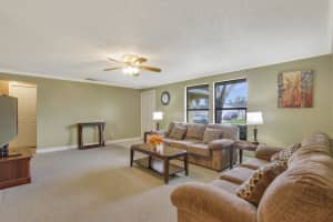 8461 Raymond Dr, Boynton Beach, FL 33472, Sold 02/26/21