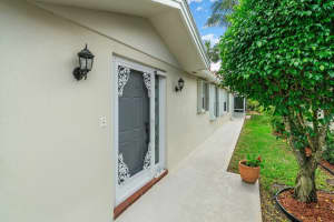 2442 SW Parkside Dr, Palm City, FL 34990, Sold 04/16/21