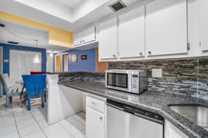 290 W Palmetto Park Rd, Boca Raton, FL 33432, Sold 05/06/21