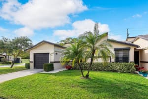 23 Ridge Pointe Dr, Boynton Beach, FL 33435, Sold 02/19/21