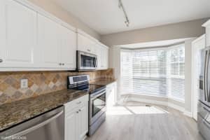 1615 42nd Square, Vero Beach, FL 32960, Sold 02/16/21