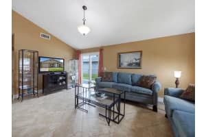 5376 Courtney Cir, Boynton Beach, FL 33472, Sold 02/22/21