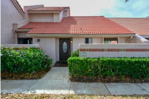 3527 SE Sandpiper Cir, Port St. Lucie, FL 34952, Sold 04/19/21