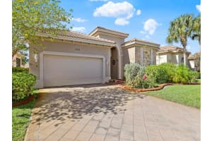 MLS# R10685919, Vero Beach, Florida 32968