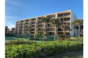 MLS# R10685975, Vero Beach, Florida 32963