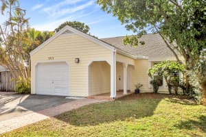 553 Goldenwood Way, Wellington, FL 33414, Sold 02/26/21