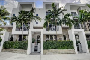 1821 NW 40th Dr, Boca Raton, FL 33431, Sold 03/15/21
