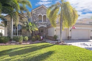 9123 Pineville Dr, Lake Worth, FL 33467, Sold 04/02/21