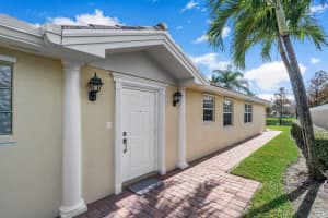 5075 Magnolia Bay Cir, Palm Beach Gardens, FL 33418, Sold 03/18/21