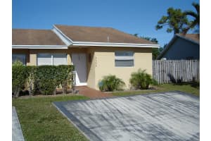3704 Mil-Lake Cir, Greenacres, FL 33463, Sold 03/12/21